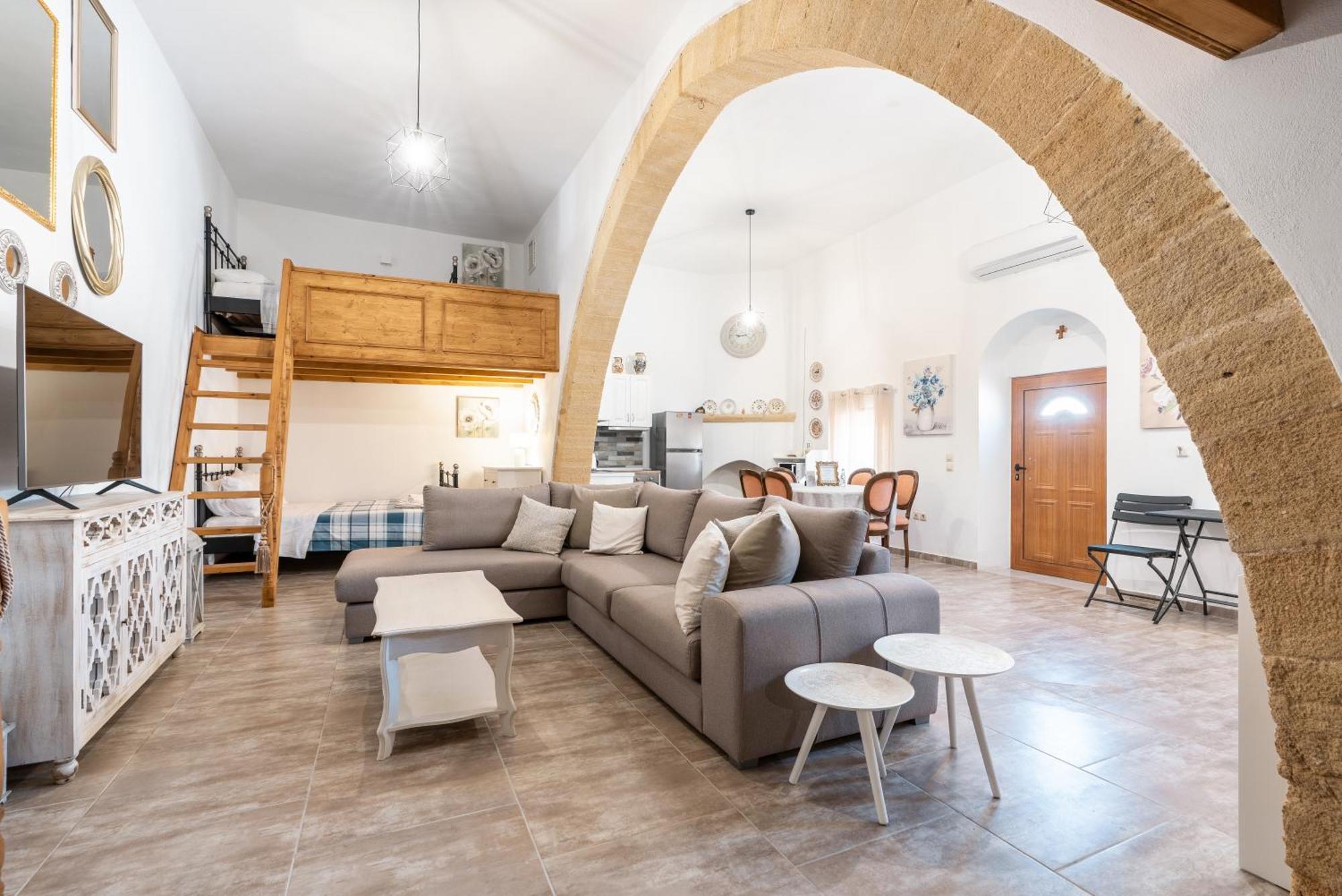 Amalia'S Traditional Home In Paradisi Paradeísion エクステリア 写真