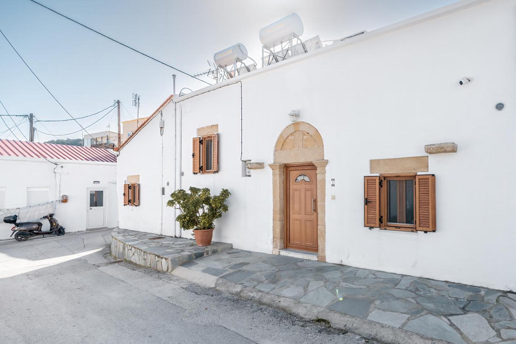Amalia'S Traditional Home In Paradisi Paradeísion エクステリア 写真